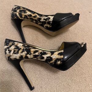 Guess Black and Leopard Print Heels